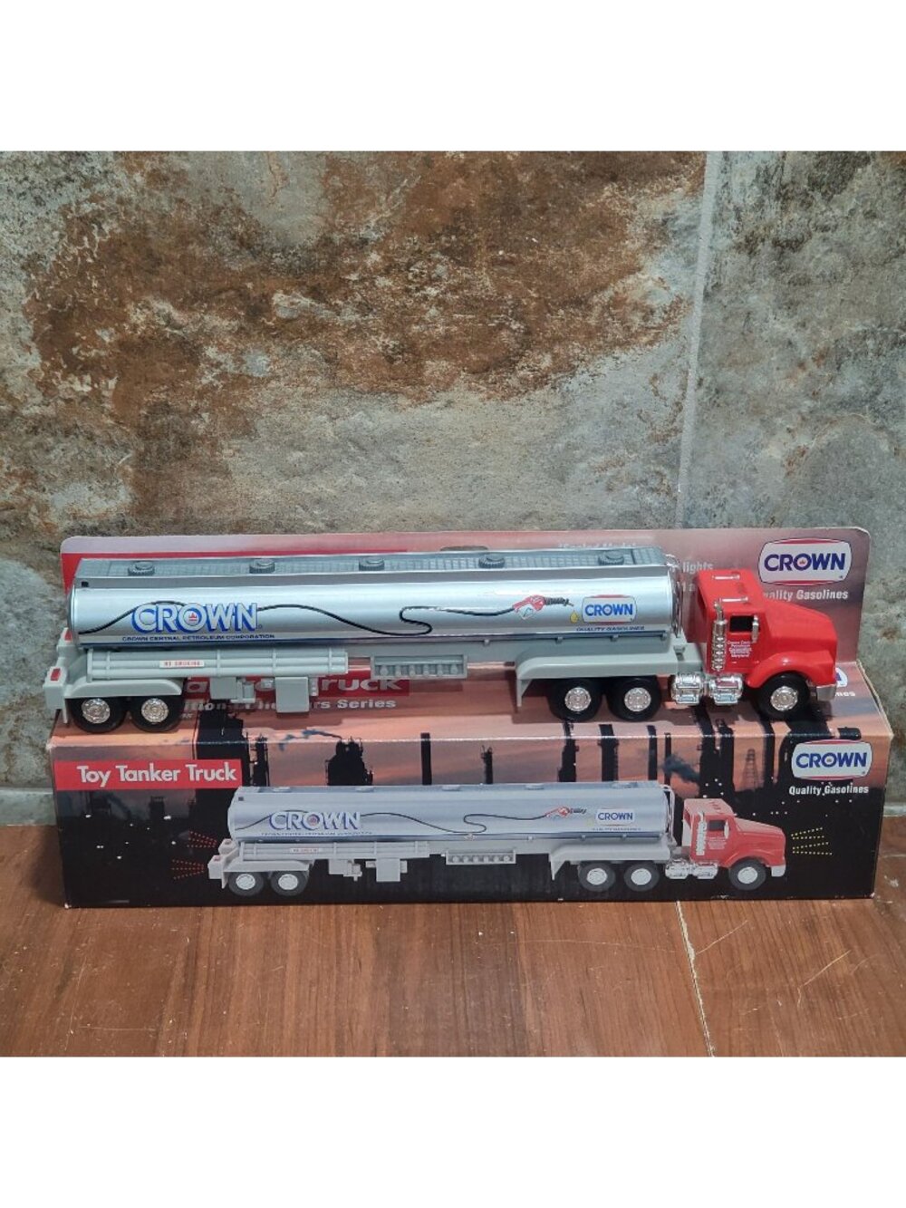 1994 Crown Gasoline Toy Tanker Truck Limited Edition Lights & Sound First Series